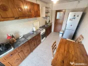 Apartament 3 camere zona Delfinariu cu Centrala 