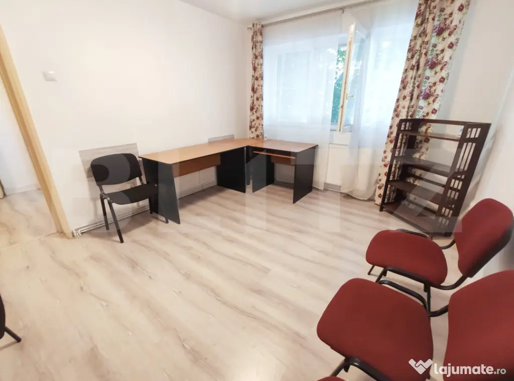 Spațiu birou 30 mp, 2 camere, balcon, zona centrală lâng?