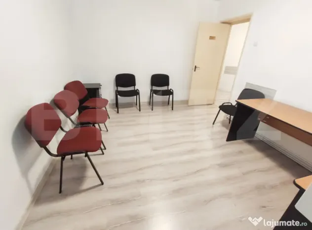 Spațiu birou 30 mp, 2 camere, balcon, zona centrală lâng?