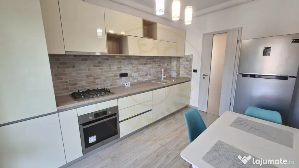 Inchiriere apartament 3 camere centru Ultramodern-Bloc nou