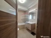 Apartament mare si luxos 2 loc parcare, cu pod