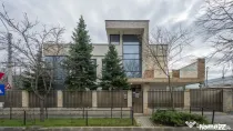 Casa moderna cu influente mediteraneene l Jandarmeriei