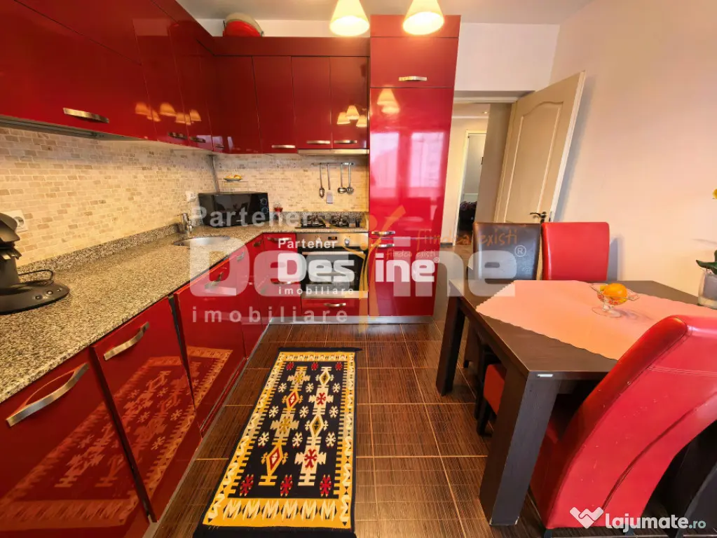 Apartament 2 camere 55 mp 2 balcoane mobilat loc de parcare