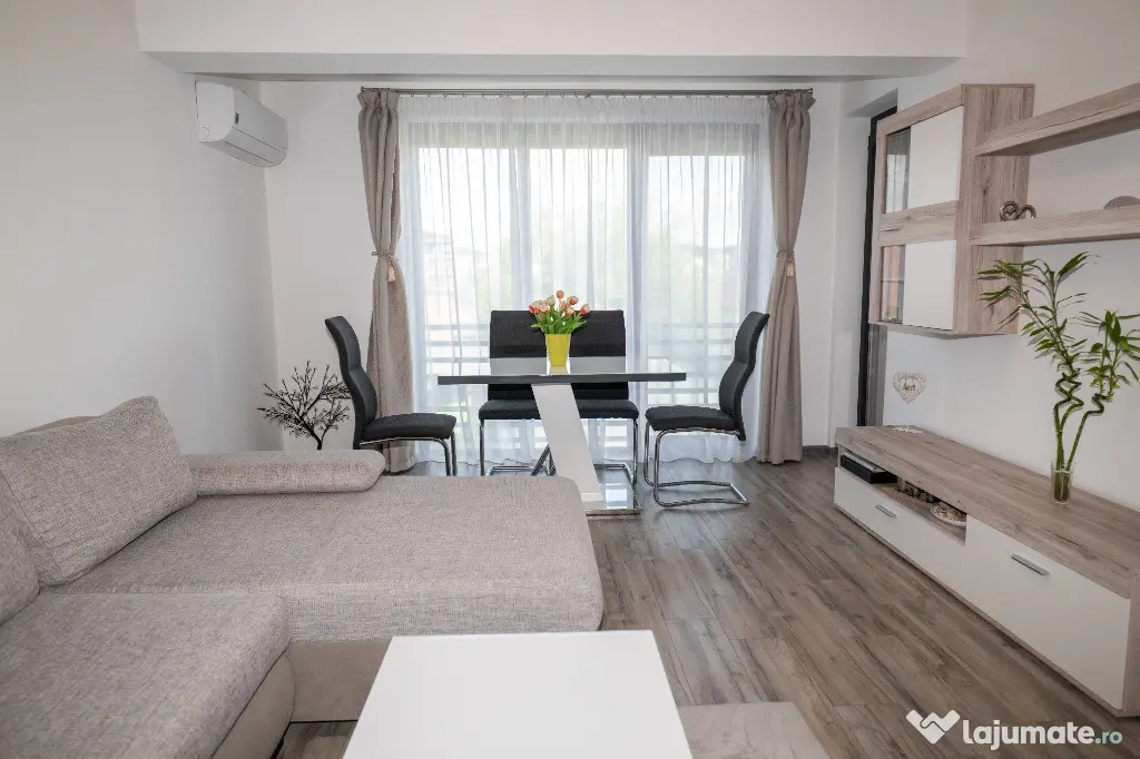 Acasă în Girocului apartament 3camere,2parcări CF,încălzire pardoseală