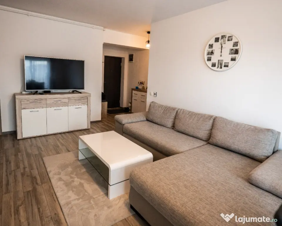 Acasă în Girocului apartament 3camere,2parcări CF,încălzire pardoseală