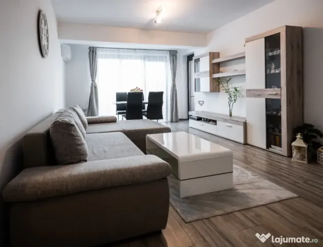 Acasă în Girocului apartament 3camere,2parcări CF,încălzire pardoseală