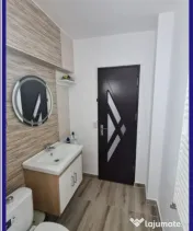 Apartament decomandat 3 camere, 70,60 mp, etajul 3, Rovine D 
