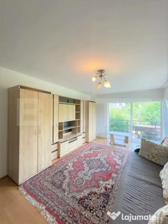 Apartament 2 camere, decomandat, A.C., 54mp, zona Fsega