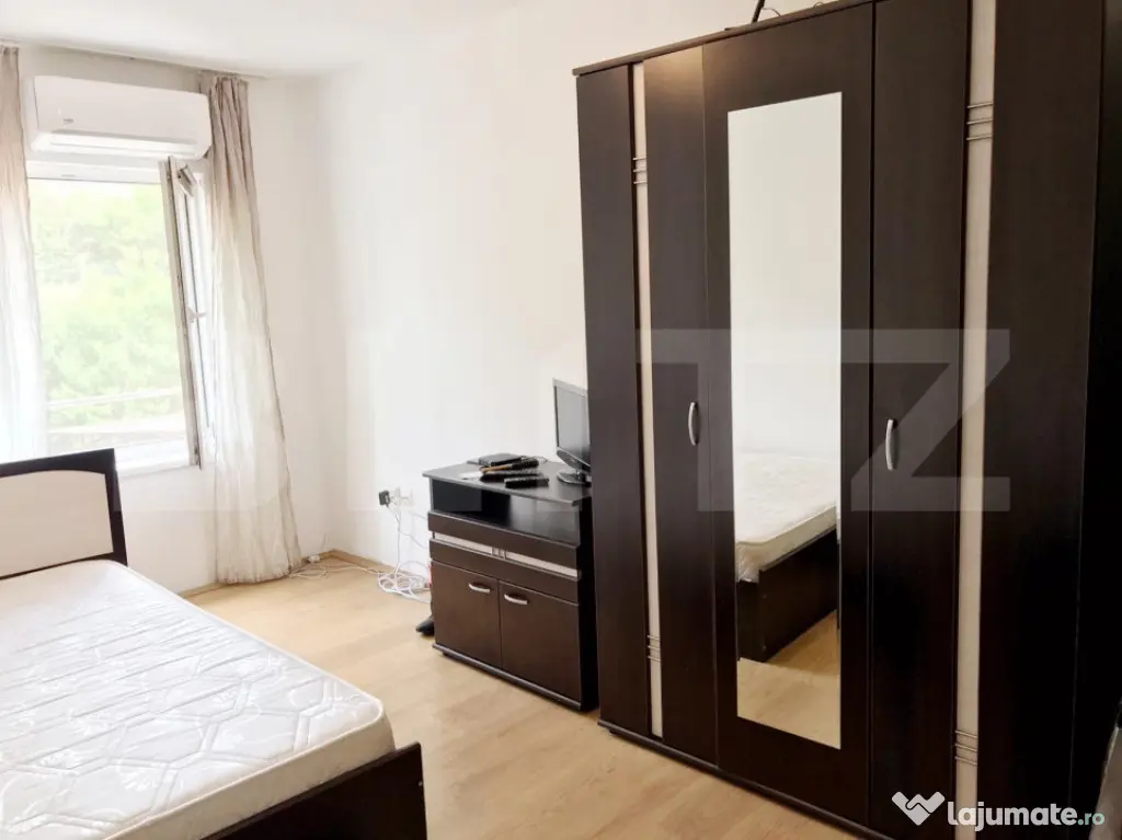 Apartament 2 camere, decomandat, A.C., 54mp, zona Fsega