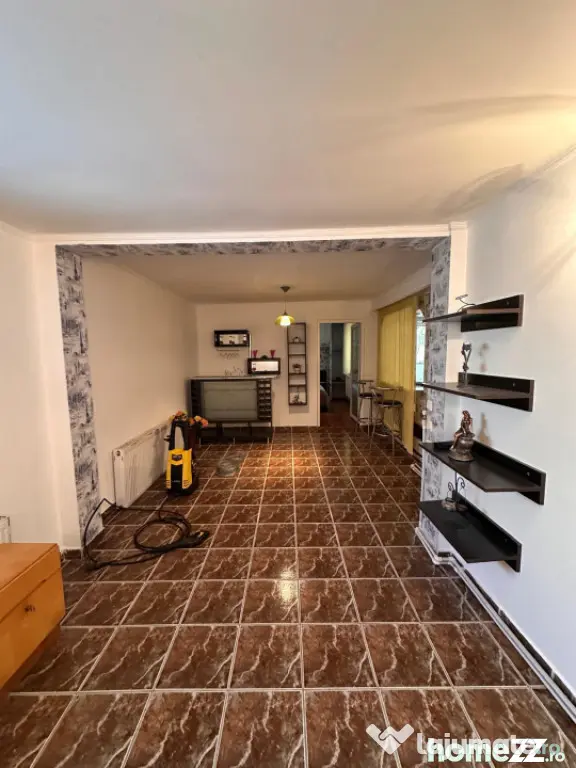 Casă 3 camere de vânzare în Brătianu Constanța | Teren