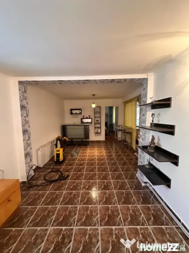 Casă 3 camere de vânzare în Brătianu Constanța | Teren