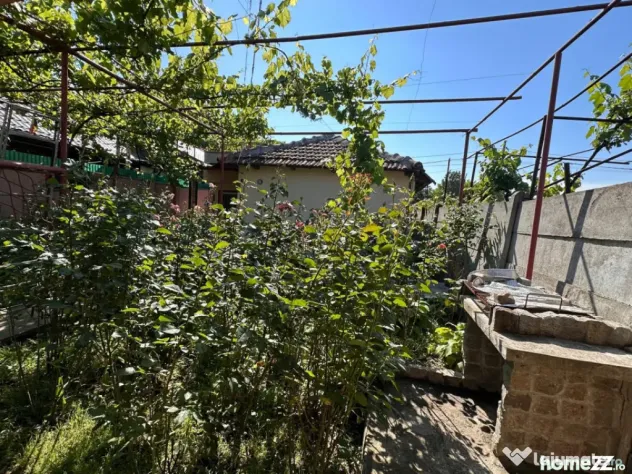 Casă 3 camere de vânzare în Brătianu Constanța | Teren
