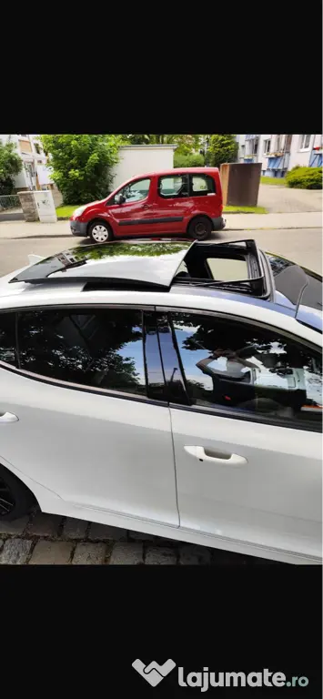 Kia Stinger auto