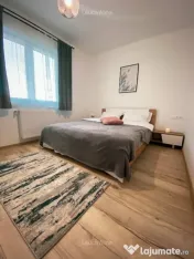 Apartament 3 camere, decomandat - zona Tractorul