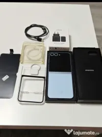 Vând Samsung flip 6 albastru deschis