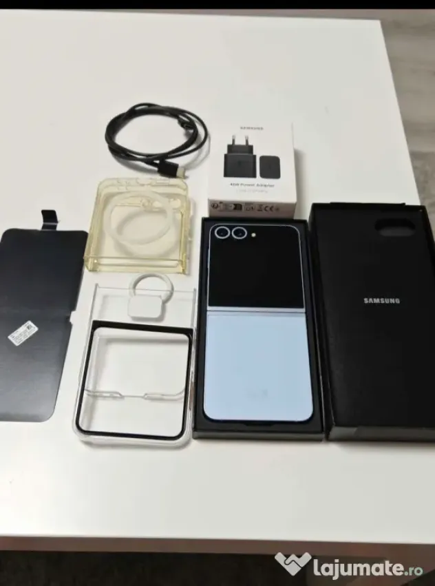 Vând Samsung flip 6 albastru deschis