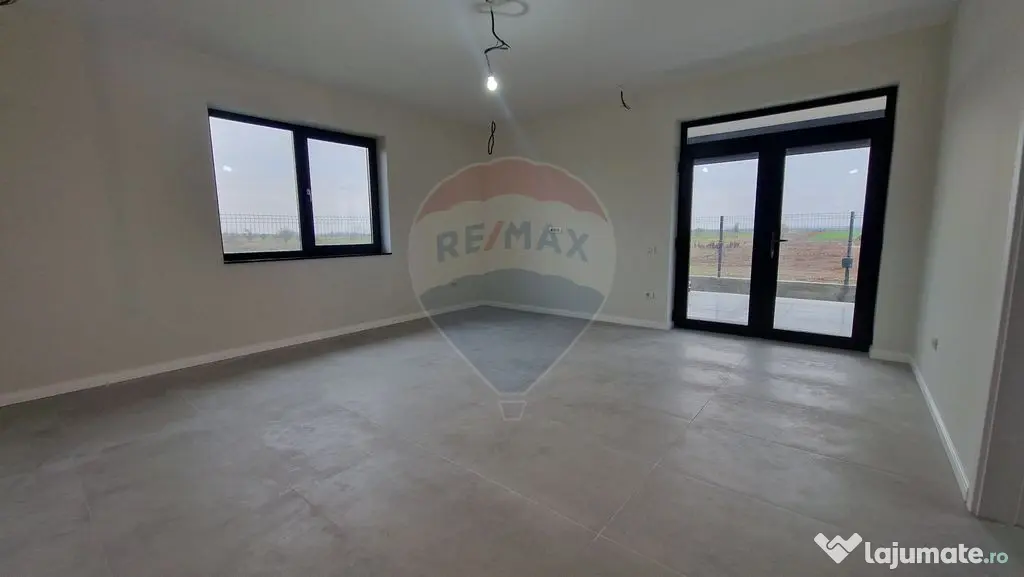 Casă nouă de vânzare I 400 mp teren | Încălzire în ...