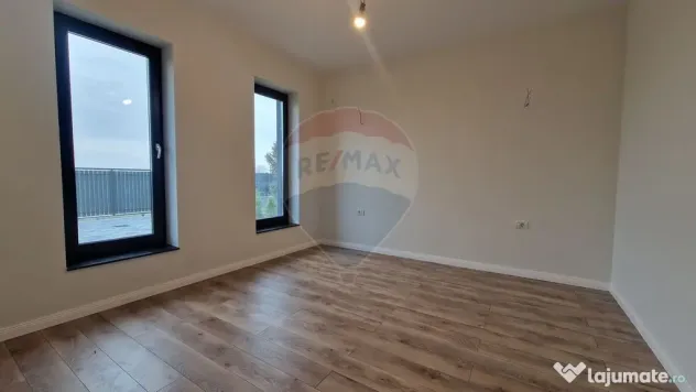 Casă nouă de vânzare I 400 mp teren | Încălzire în ...