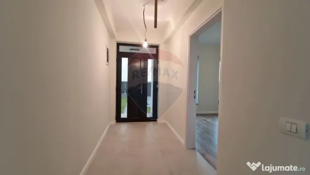 Casă nouă de vânzare I 400 mp teren | Încălzire în ...
