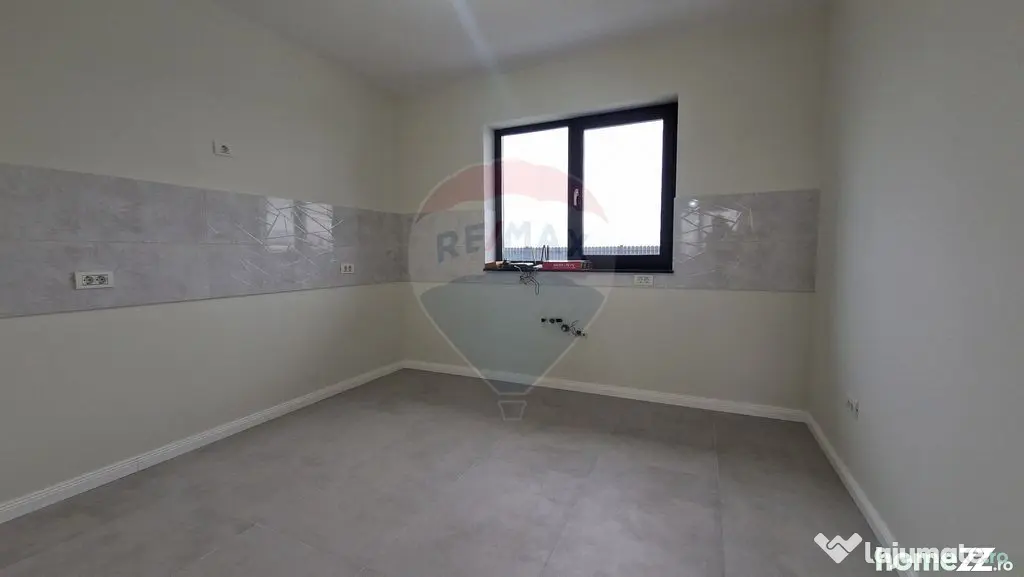 Casă nouă de vânzare I 400 mp teren | Încălzire în ...