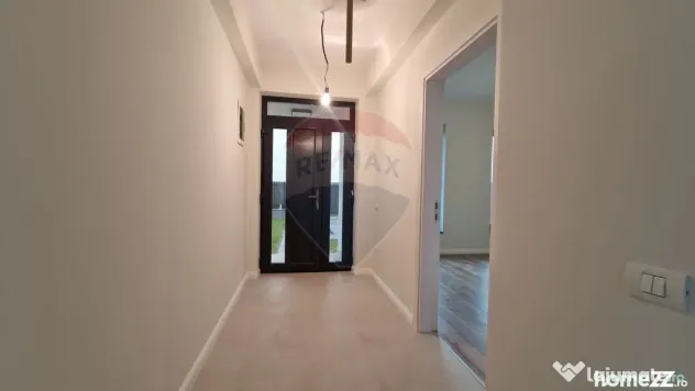 Casă nouă de vânzare I 400 mp teren | Încălzire în ...