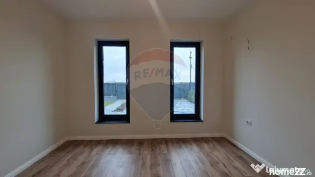 Casă nouă de vânzare I 400 mp teren | Încălzire în ...