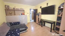 Apartament de 2 camere et.1 zona Piață Razboeni