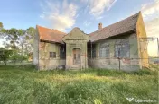 Casa cu caracter istoric an 1922 teren 2993mp Dragsina 