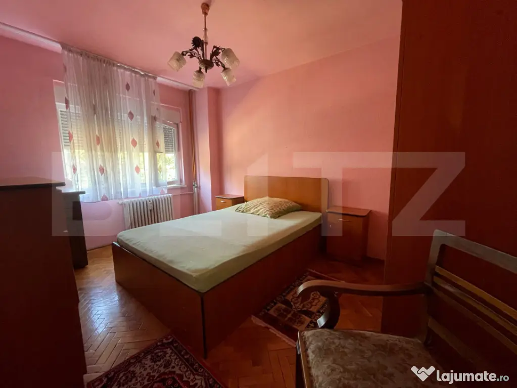 Apartament cu 3 camere de închiriat – Ultracentral, etaj