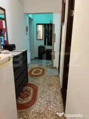 Se vinde apartament cu 3 camere semidecomandat in Vatra Dorn