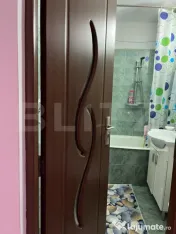 Se vinde apartament cu 3 camere semidecomandat in Vatra Dorn