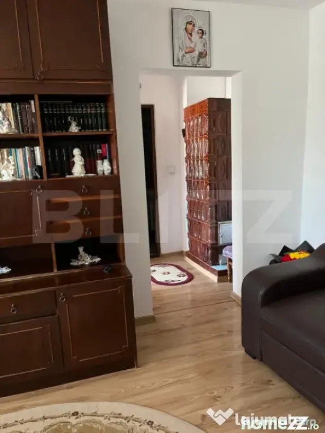 Apartament de vanzare, cu 3 camere, semidecomandat - in Vatr - Vatra Dornei (Suceava)