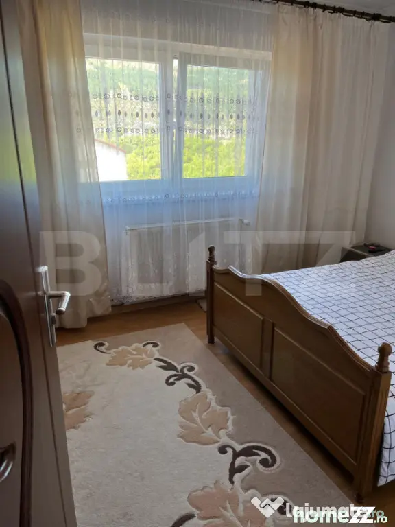 Apartament de vanzare, cu 3 camere, semidecomandat - in Vatr - Vatra Dornei (Suceava)
