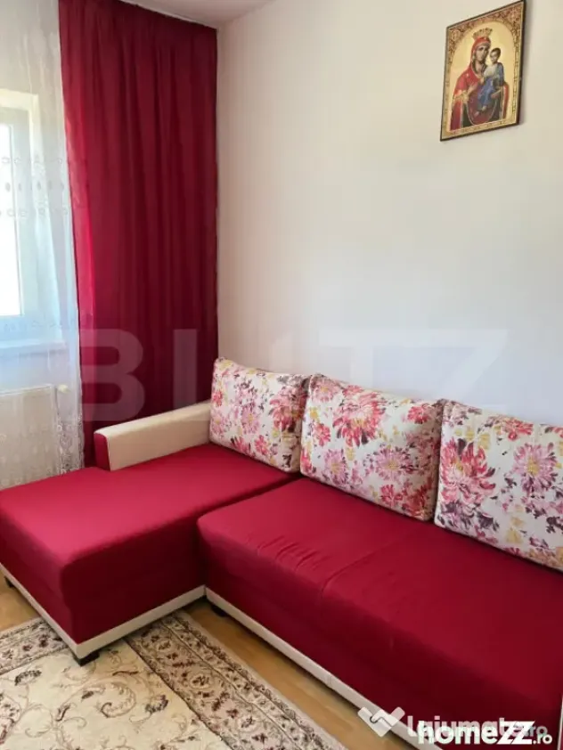 Apartament de vanzare, cu 3 camere, semidecomandat - in Vatr - Vatra Dornei (Suceava)