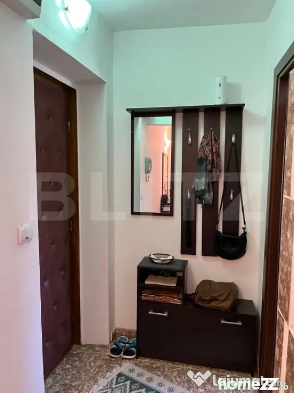 Apartament de vanzare, cu 3 camere, semidecomandat - in Vatr - Vatra Dornei (Suceava)