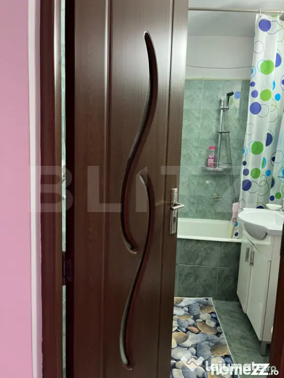 Apartament de vanzare, cu 3 camere, semidecomandat - in Vatr - Vatra Dornei (Suceava)