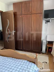 Se vinde apartament cu 3 camere semidecomandat in Vatra Dorn