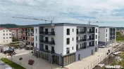 Apartament cu 3 camere 2 bai 2 balcoane parcare zona Brana S