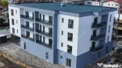 Apartament cu 3 camere 2 bai 2 balcoane parcare zona Brana S