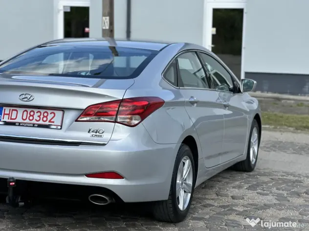 Hyundai i40*af.2018/luna 05*euro 6*factura+fiscal*1.7 diesel-CRDI*nr.rosii