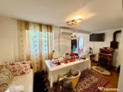 Casă cu teren si demisol In Tifesti 