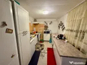 Casă cu teren si demisol In Tifesti 