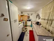 Casă cu teren si demisol In Tifesti 