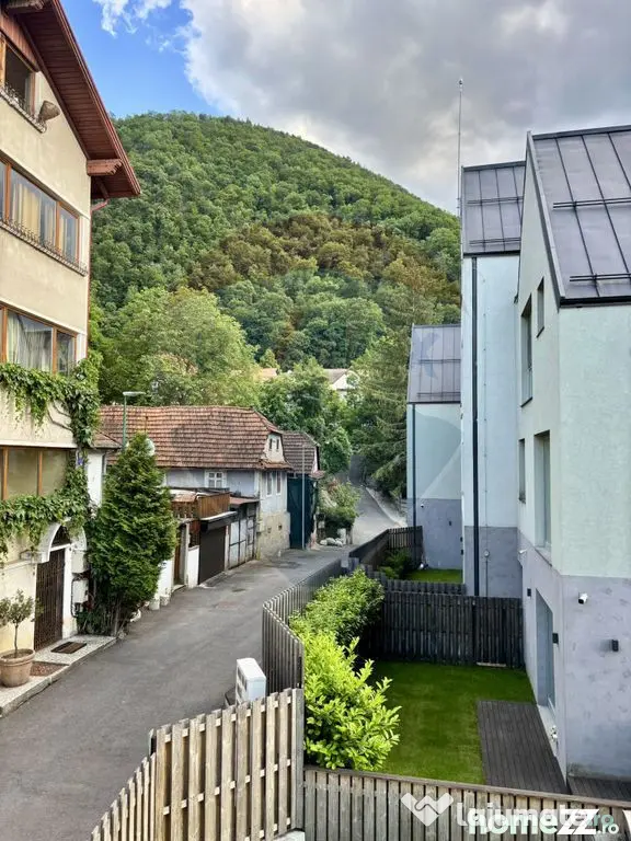 Apartament 3 camere de închiriat în Chiville