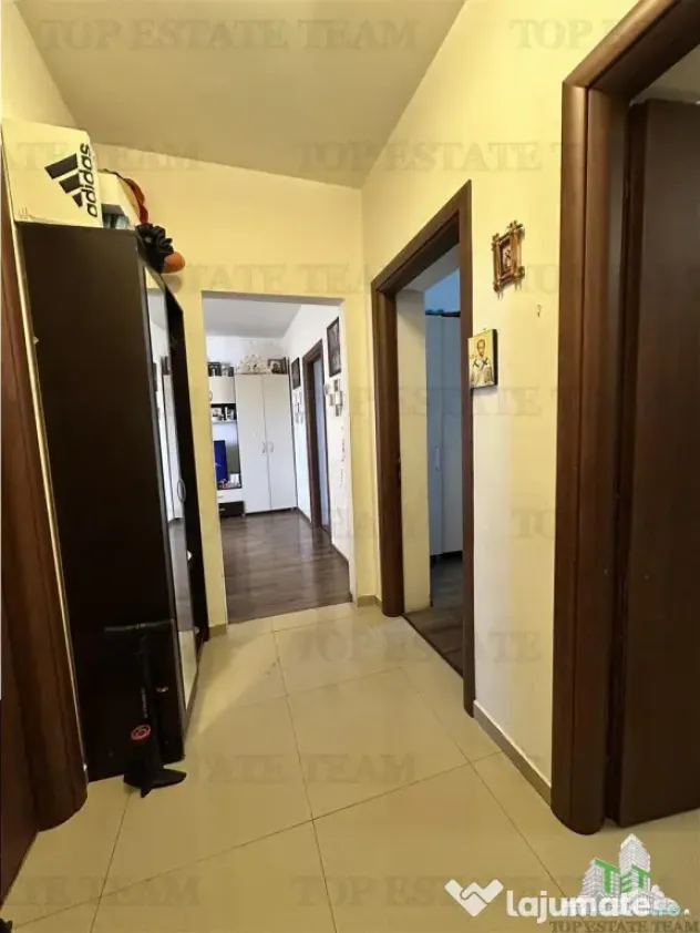 Apartament 3 camere loc de parcare , Prelungirea Ghencea