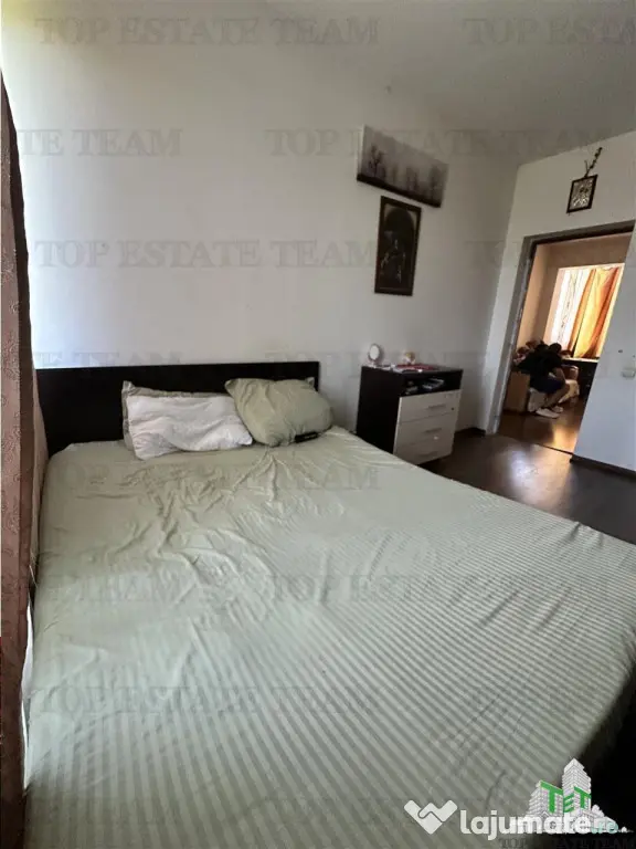 Apartament 3 camere loc de parcare , Prelungirea Ghencea