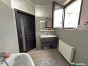 Apartament cu 3 camere-89mp-zona 9 Mai
