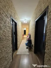 Apartament cu 3 camere-89mp-zona 9 Mai