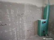 Duplex in zona populata - dormitor la parter - finisaje la c 