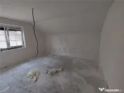 Duplex in zona populata - dormitor la parter - finisaje la c 